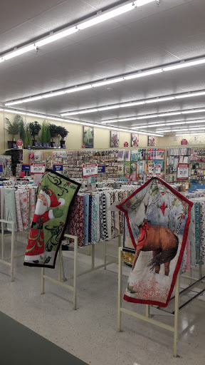 Craft Store «Hobby Lobby», reviews and photos, 615 E Dundee Rd, Palatine, IL 60074, USA