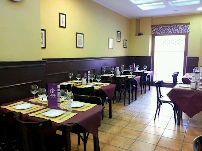 Restaurante Cafe Bar La Capilla - C. Jacinto Benavente, 17, 11204 Algeciras, Cádiz, Spain