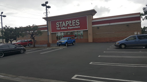 Office Supply Store «Staples», reviews and photos, 3090 Slauson Ave, Huntington Park, CA 90255, USA