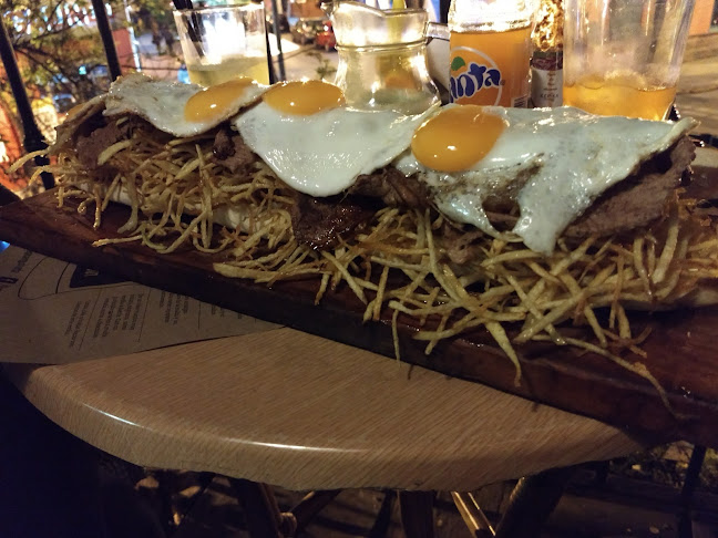 Sanguchería Ciudad Vieja - Restaurante