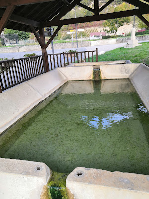 Lavoir de CREPT à Seillonnaz