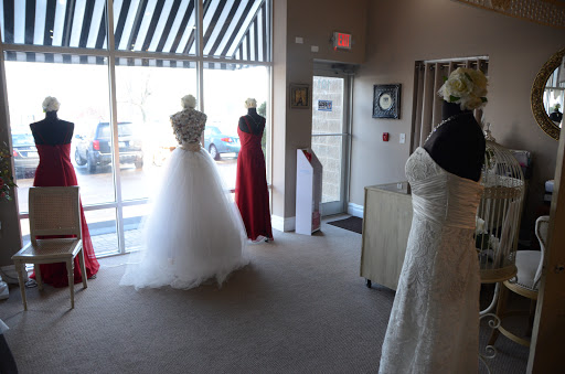 Bridal Shop «Catherine Simms Bridal», reviews and photos, 4313 E New York St #105, Aurora, IL 60504, USA