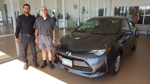 Toyota Dealer «Planet Toyota», reviews and photos, 5540 Auto Ct Dr, Matteson, IL 60443, USA