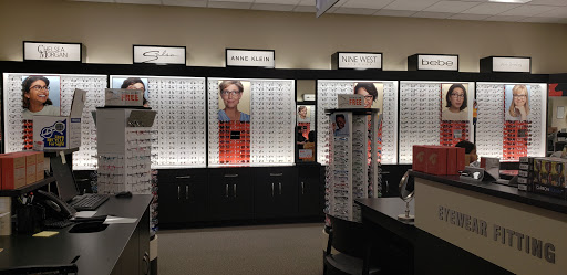 Eye Care Center «Visionworks - The Landing», reviews and photos, 921 N 10th St b, Renton, WA 98057, USA