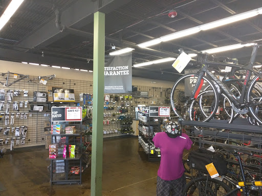 Bicycle Store «Performance Bicycle», reviews and photos, 1300 S Christopher Columbus Blvd, Philadelphia, PA 19147, USA