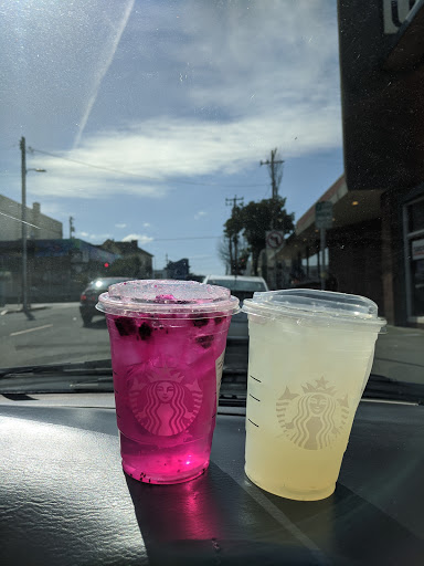 Coffee Shop «Starbucks», reviews and photos, 326 5th St, Eureka, CA 95501, USA