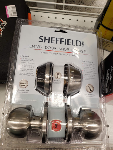 Clothing Store «Ross Dress for Less», reviews and photos, 926 Airport Center Rd, Allentown, PA 18109, USA