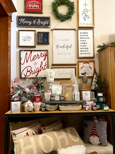 Furniture Store «Carver Junk Company», reviews and photos, 206 N Chestnut St, Chaska, MN 55318, USA