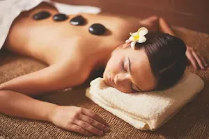 Ruhi spa & massage centre image