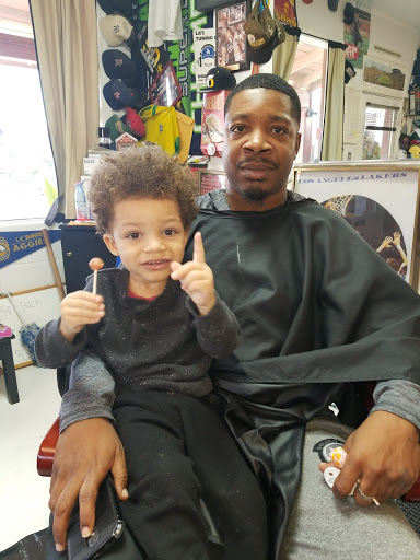 Barber Shop «all welcome barber shop», reviews and photos, 7723 Mariposa Ave, Citrus Heights, CA 95610, USA