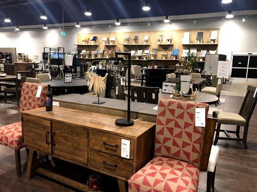 Furniture Store «Living Spaces - Phoenix», reviews and photos, 6600 W Latham St, Phoenix, AZ 85043, USA