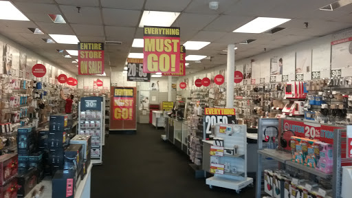 RadioShack, 160 Shrewsbury Plaza, Shrewsbury, NJ 07702, USA, 