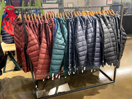 Clothing Store «L.L. Bean», reviews and photos, 75 Evergreen Way, South Windsor, CT 06074, USA