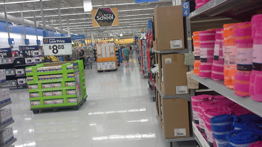 Department Store «Walmart Supercenter», reviews and photos, 4200 SE 82nd Ave, Portland, OR 97266, USA