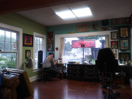 Tattoo Shop «Lowbrow Art Productions», reviews and photos, 634 E Colonial Dr, Orlando, FL 32803, USA