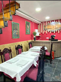 Atmosphère du Restaurant indien Amoureux de briyanaan à Melun - n°3