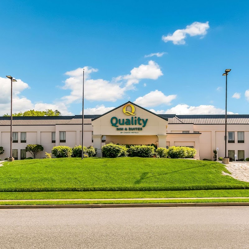 Quality Inn & Suites Bel Air I-95 Exit 77A