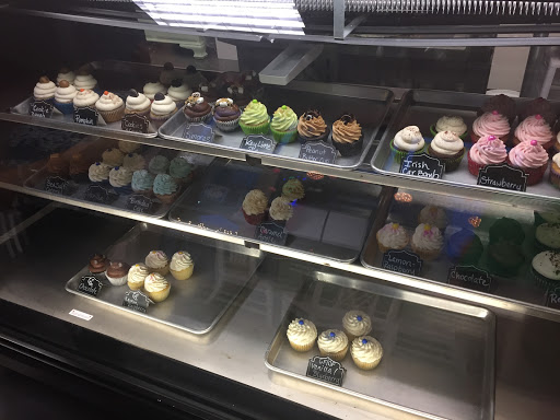 Bakery «Designer Cakes & Desserts», reviews and photos, 100 Main St #103, Safety Harbor, FL 34695, USA