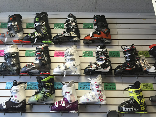 Sporting Goods Store «Play It Again Sports», reviews and photos, 15 S Main St, West Hartford, CT 06107, USA