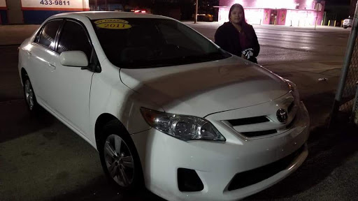 Used Car Dealer «West Side Used Cars Inc», reviews and photos, 725 N Zarzamora St, San Antonio, TX 78207, USA