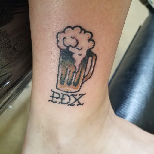 Tattoo Shop «Hidden Rose Tattoo», reviews and photos, 822 NW 21st Ave, Portland, OR 97209, USA