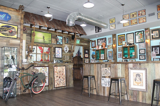 Tattoo Shop «Vatican Tattoo Studio Delray», reviews and photos, 325 NE 2nd Ave #103, Delray Beach, FL 33444, USA