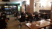 Atmosphère du Restaurant L'Adresse à Ivry-sur-Seine - n°18