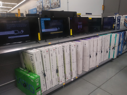 Supermarket «Walmart», reviews and photos, 2630 SE California Ave, Topeka, KS 66605, USA