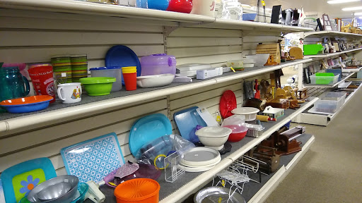Thrift Store «Boomerangs Resale Store», reviews and photos, 1133 N Sherman Ave, Madison, WI 53704, USA