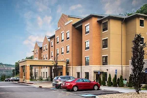Best Western Plus Franciscan Square Inn And Suites Steubenville image