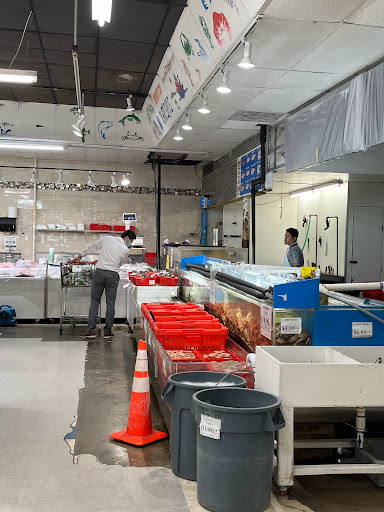 Asian Grocery Store «Viet Hoa Food Market», reviews and photos, 40 N Cleveland St, Memphis, TN 38104, USA