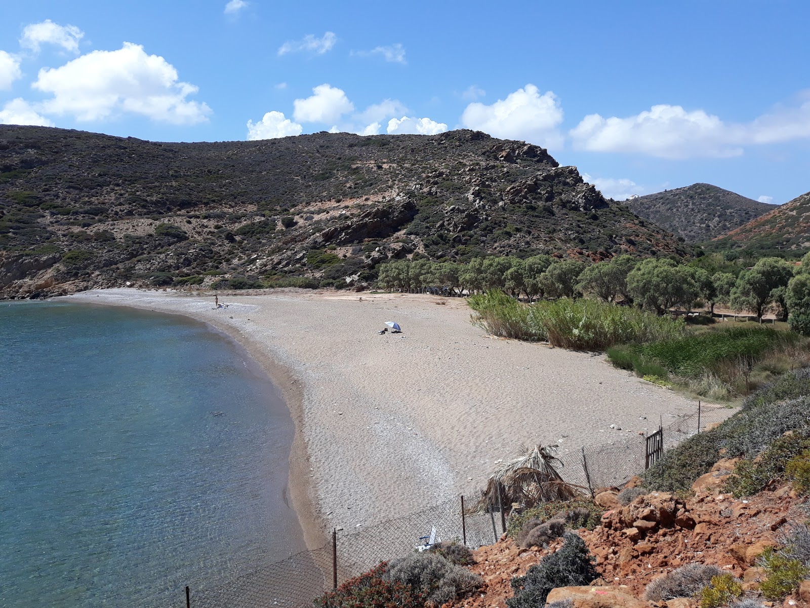 Foto von Maridati beach mit türkisfarbenes wasser Oberfläche