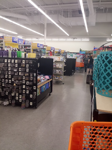 Discount Store «Big Lots», reviews and photos, 6300 E Livingston Ave, Reynoldsburg, OH 43068, USA