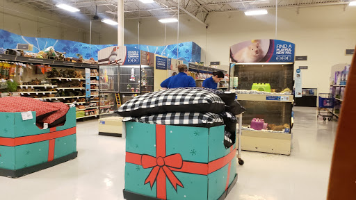 Pet Supply Store «PetSmart», reviews and photos, 4550 W Lake Mary Blvd, Lake Mary, FL 32746, USA