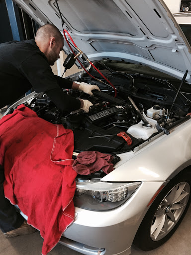Auto Repair Shop «Precision Auto Repair and Sales», reviews and photos, 12 South Blvd, West Springfield, MA 01089, USA