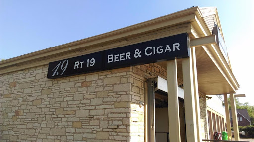 Beer Distributor «Rt 19 Beer & Cigar», reviews and photos, 3626 Washington Rd, McMurray, PA 15317, USA