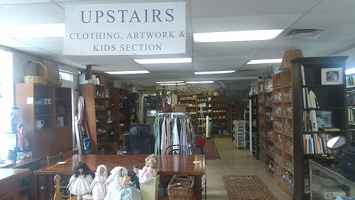 Thrift Store «Prevention of Blindness Society Look Again Resale Shop», reviews and photos, 900 King St, Alexandria, VA 22314, USA