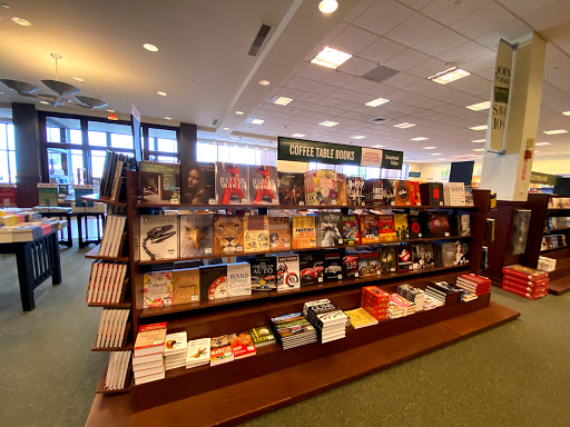 Book Store «Barnes & Noble», reviews and photos, 9850 Brook Rd, Glen Allen, VA 23059, USA