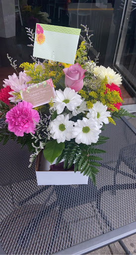 Florist «Rutherford Florist», reviews and photos, 67 Park Ave, Rutherford, NJ 07070, USA