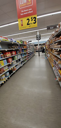 Grocery Store «Food Lion», reviews and photos, 501 E Main St, Louisa, VA 23093, USA