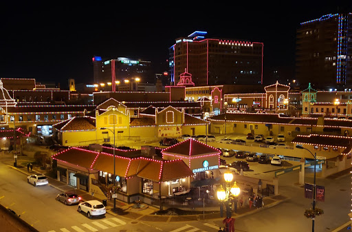 Computer Store «Apple Country Club Plaza», reviews and photos, 227 Nichols Rd, Kansas City, MO 64112, USA