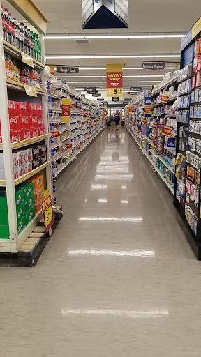 Grocery Store «Food Lion», reviews and photos, 5209 Plaza Dr, Hopewell, VA 23860, USA