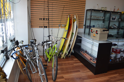 Pawn Shop «Cash in a Flash We Buy Gold and More», reviews and photos, 1709 NJ-35, Oakhurst, NJ 07755, USA