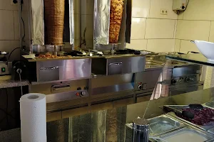 Istanbul Döner Pizza image