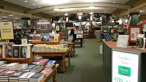 Book Store «Barnes & Noble», reviews and photos, 1201 42nd St S, Fargo, ND 58103, USA