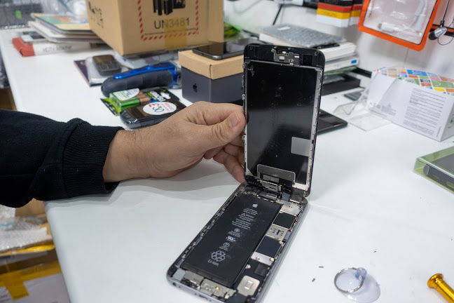 Sim3 - Mobile Phone Repairs in Preston - Cell phone store