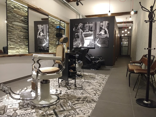 Peluquería Barbería oskar en Eibar, Guipúzcoa