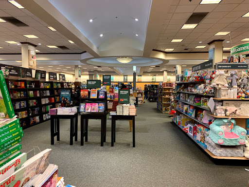 Book Store «Barnes & Noble», reviews and photos, 567 N Stephanie St, Henderson, NV 89014, USA