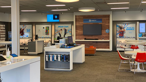 Cell Phone Store «AT&T», reviews and photos, 900 W Poplar Ave, Collierville, TN 38017, USA