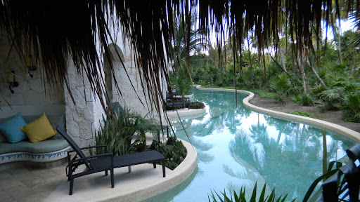 Travel Agency «Holiday Tour & Travel», reviews and photos, 10 W Strawberry Alley, Shiremanstown, PA 17011, USA